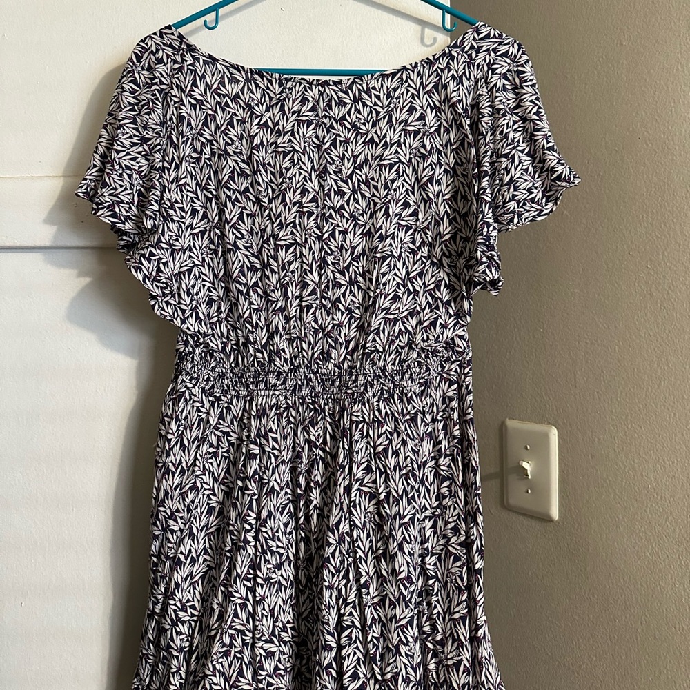 lulu’s romper - Picture 4 of 5